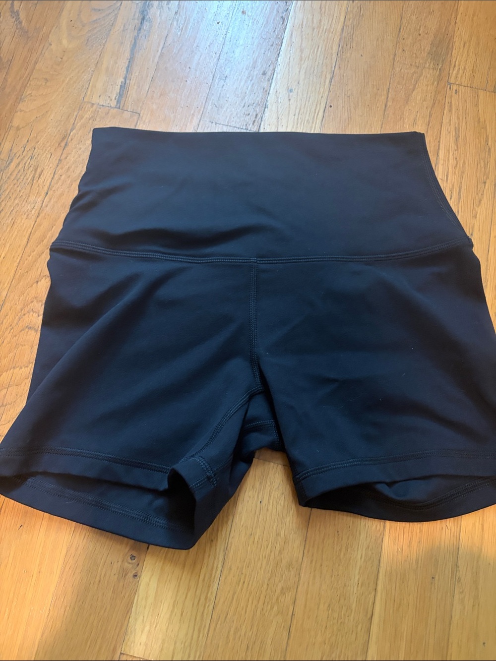 High-Rise Black Bike Shorts with Smooth Waistband